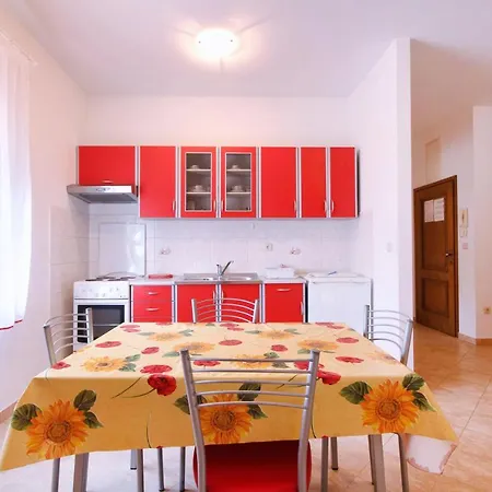 Apartment Davor *