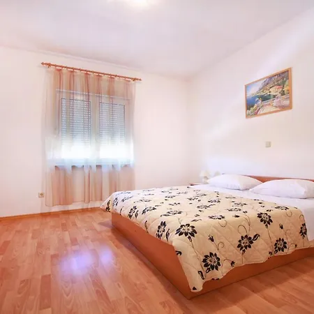 Apartment Davor *