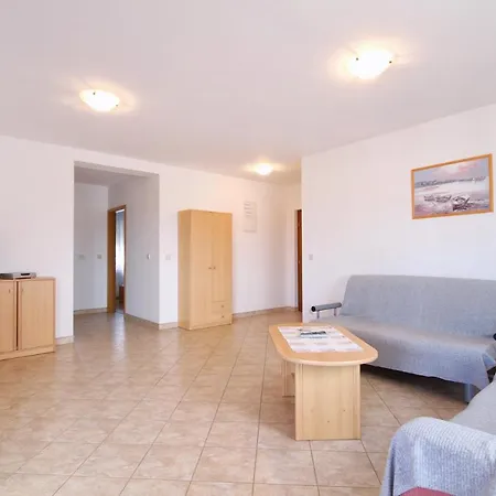 Davor Apartment *